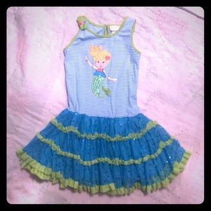 Girls dress